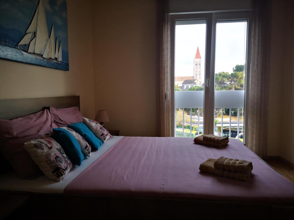 Apartman Petrovic City Center Trogir Exterior photo